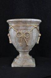 Váza XIII. Zakázková výroba