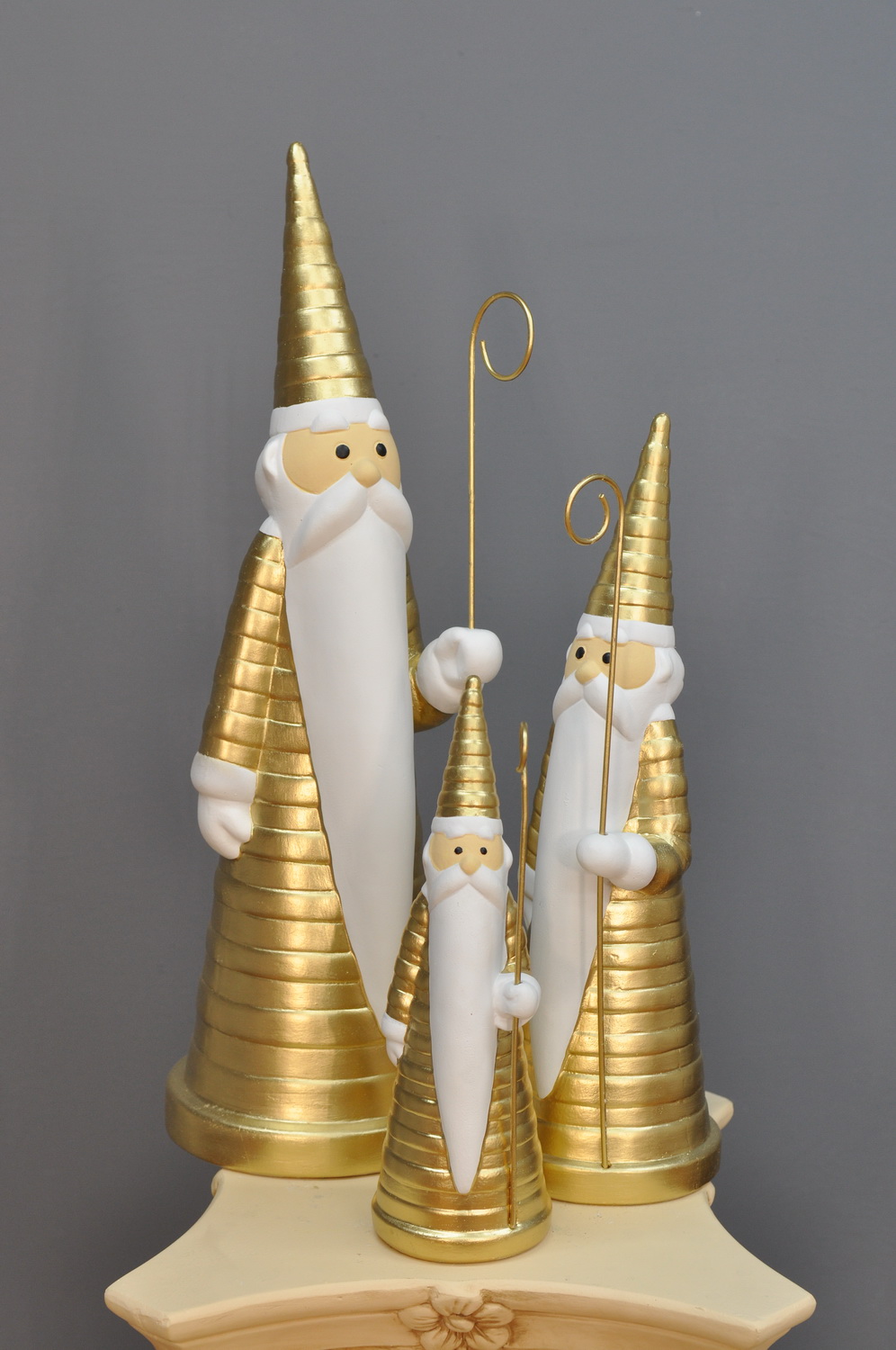 Vánoční figurka - 42cm - Zlatý ostín Zakázková výroba