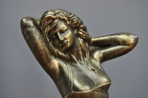 Socha ženy - 68 cm Zakázková výroba