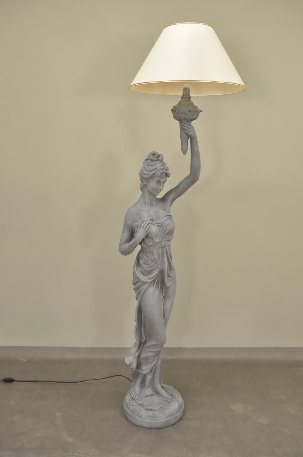 Lampa vysoká / Antický styl / 183cm - col.23 - šedý třený styl Zakázková výroba